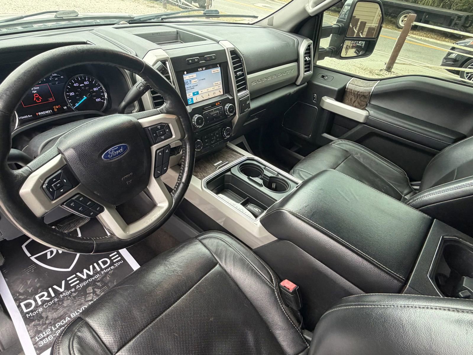 Used 2018 Ford F350 Lariat w/ Lariat Ultimate Package AWD/4WD image 11