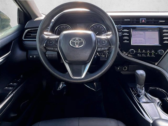 Used 2019 Toyota Camry LE image 7