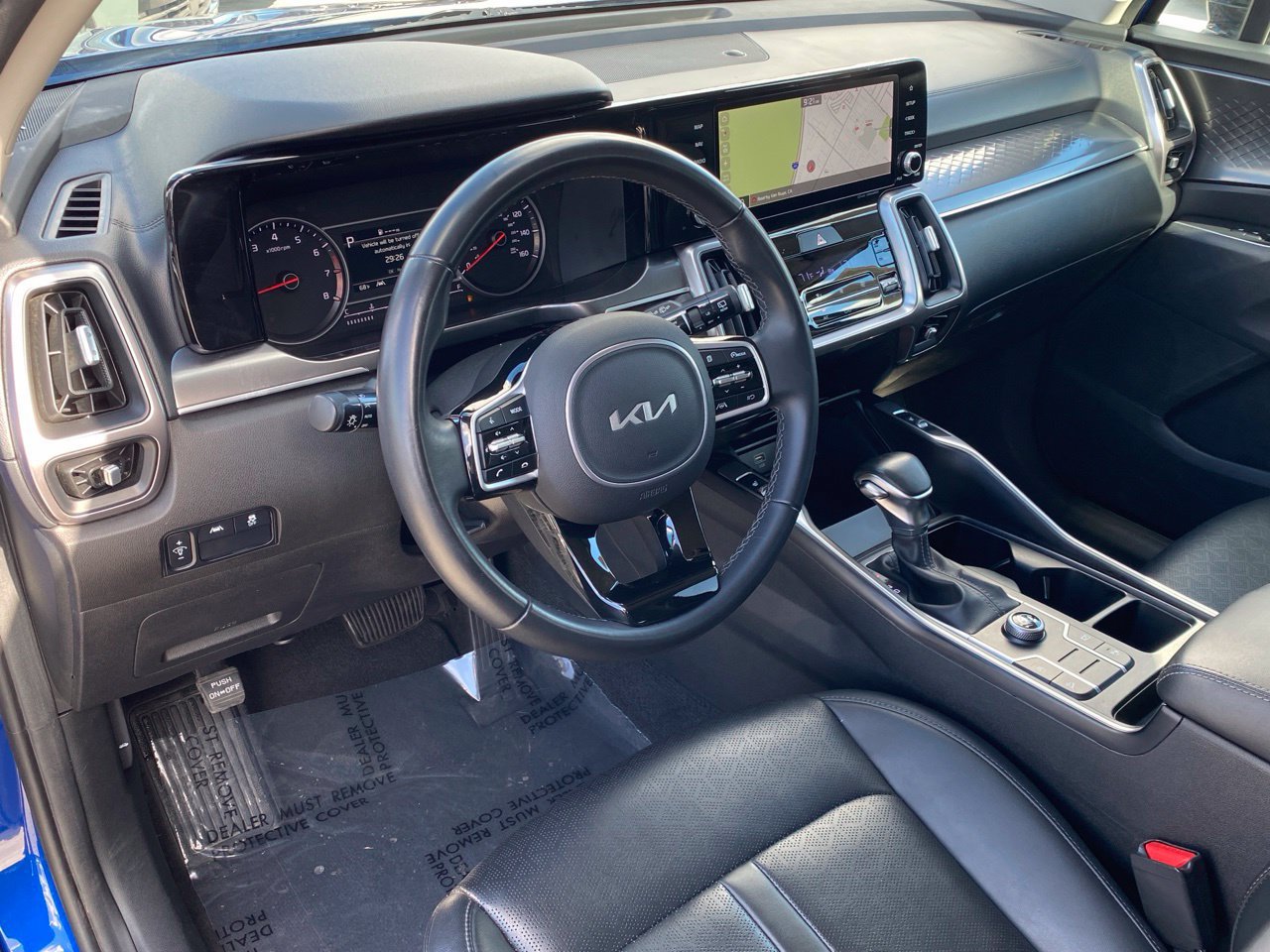 Certified 2023 Kia Sorento S w/ Panoramic Sunroof Package FWD image 11