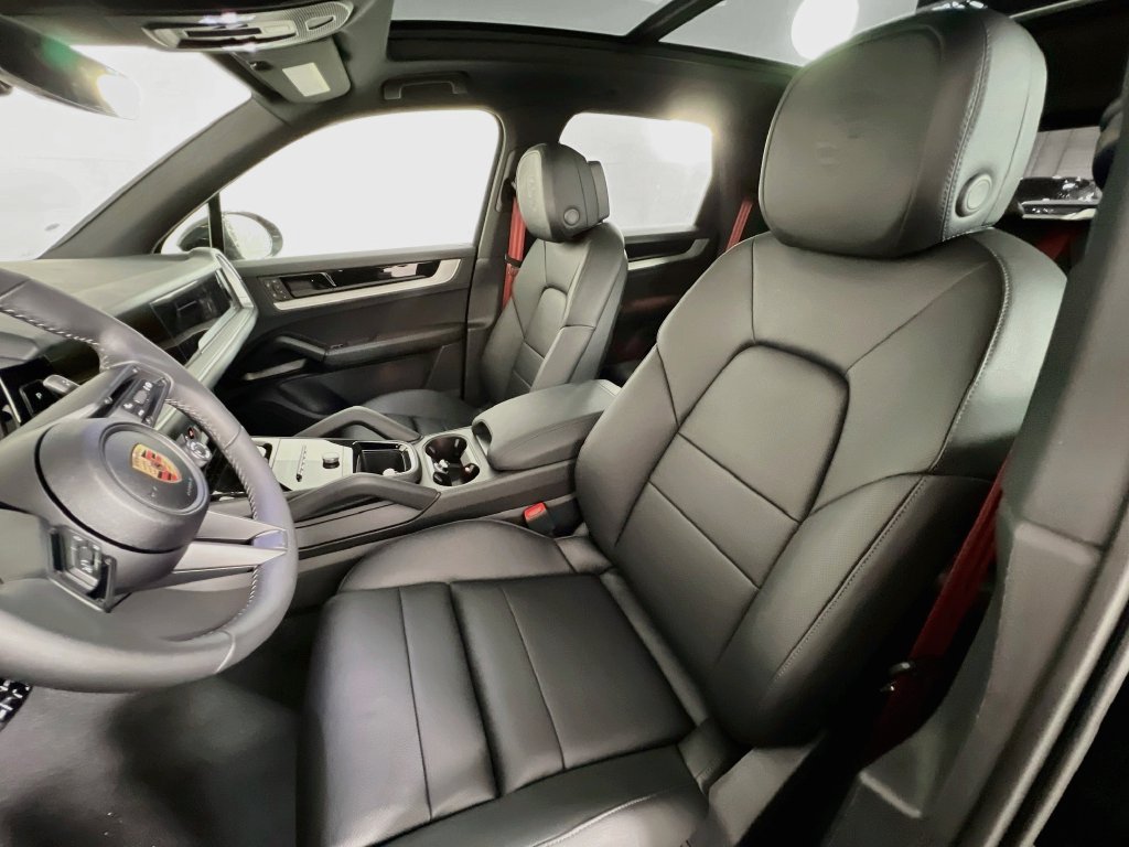 New 2026 Porsche Cayenne S AWD/4WD image 5