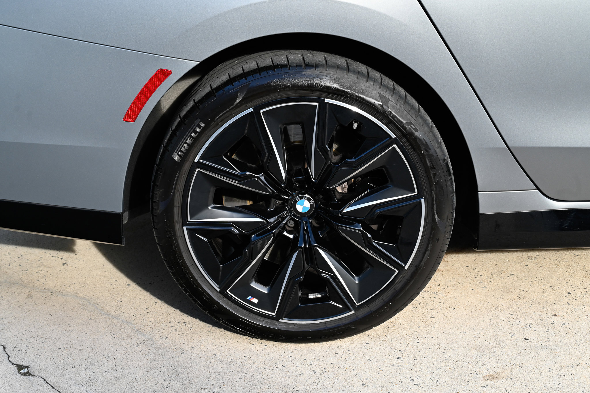 Used 2023 BMW 760i xDrive 760i xDrive image 11