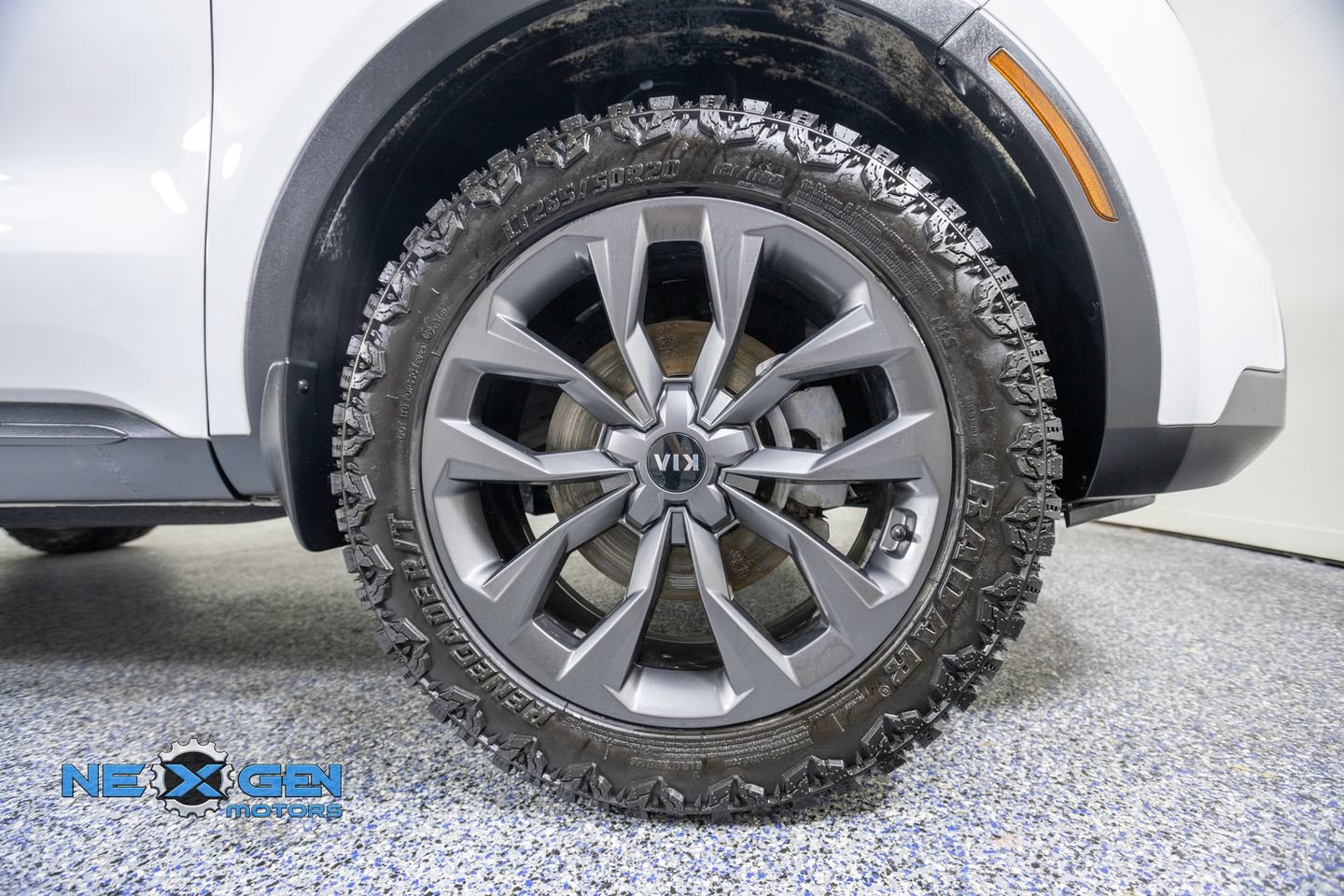 Used 2021 Kia Sorento EX w/ EX AWD X-Line Package image 46