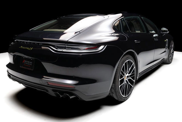 Used 2023 Porsche Panamera 4S Executive image 32