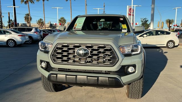 Used 2023 Toyota Tacoma 4x4 Double Cab image 2