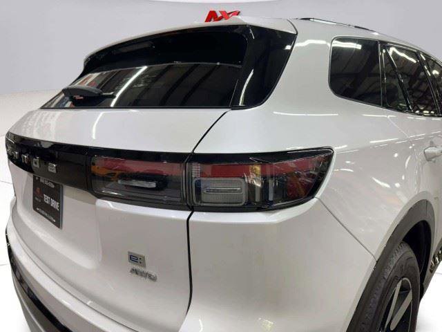 Used 2024 Honda Prologue Touring image 13