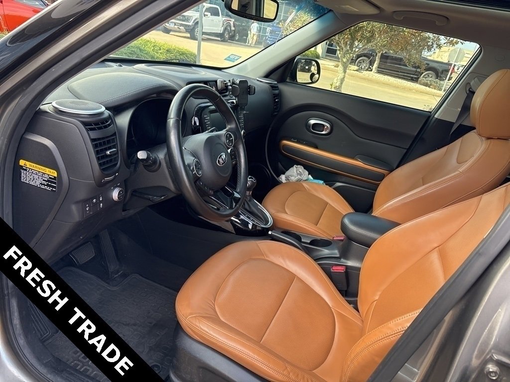 Used 2016 Kia Soul ! w/ Premium Package image 6