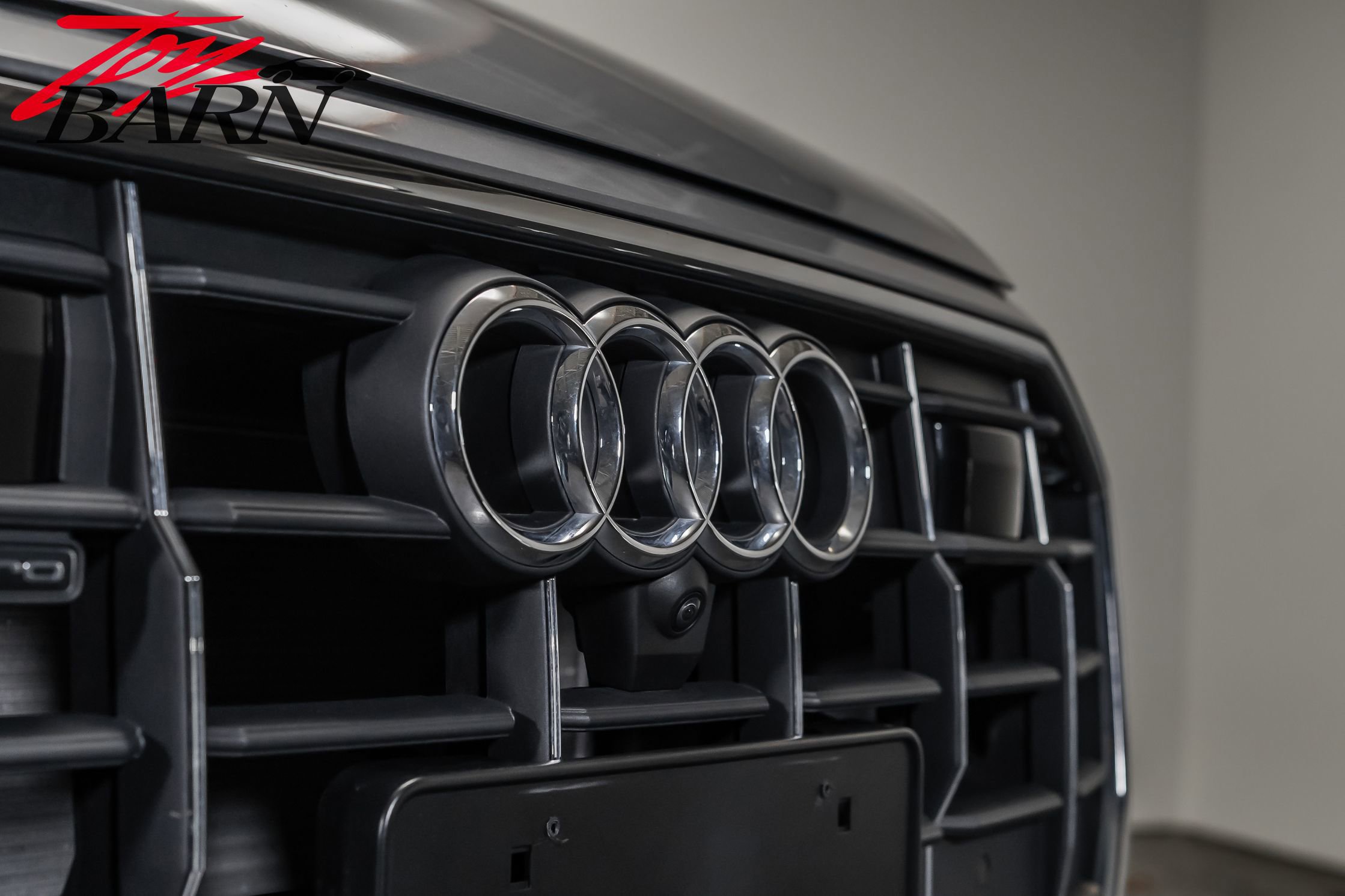 Used 2022 Audi Q8 Premium Plus image 9