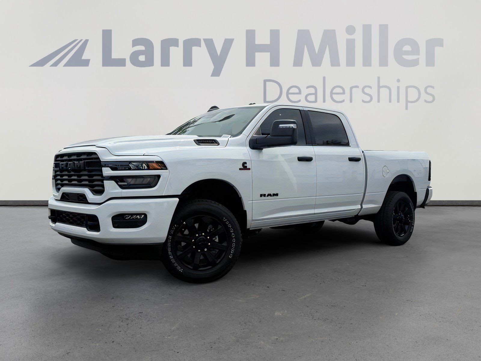 New 2026 RAM 2500 Big Horn AWD/4WD image 2