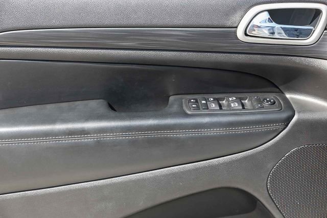 Used 2021 Jeep Grand Cherokee Laredo X RWD image 22