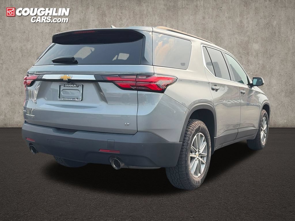 Used 2023 Chevrolet Traverse LT FWD image 9