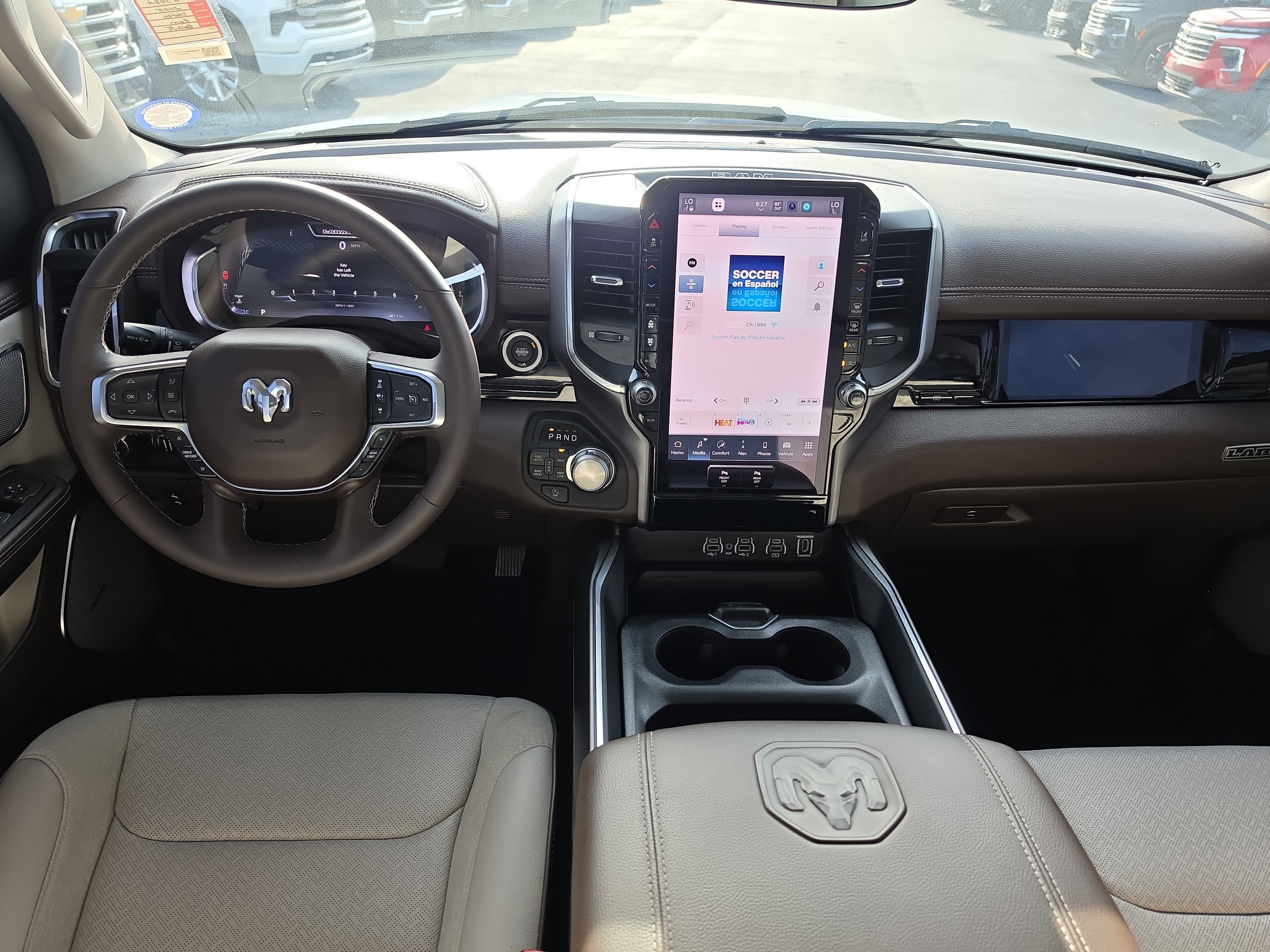 Used 2025 RAM 1500 Laramie AWD/4WD image 8
