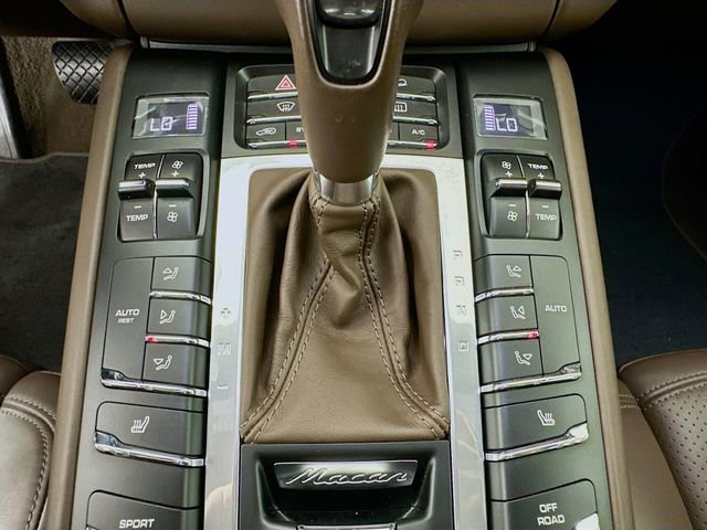 Used 2018 Porsche Macan GTS image 16