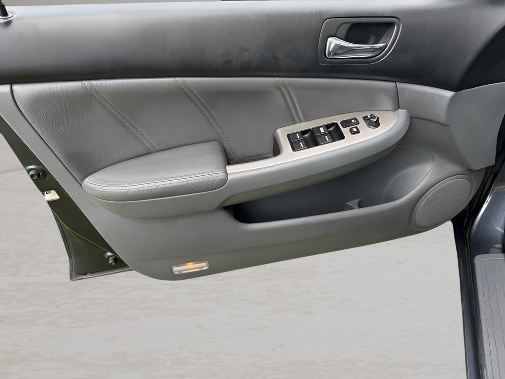 Used 2006 Honda Accord EX image 15