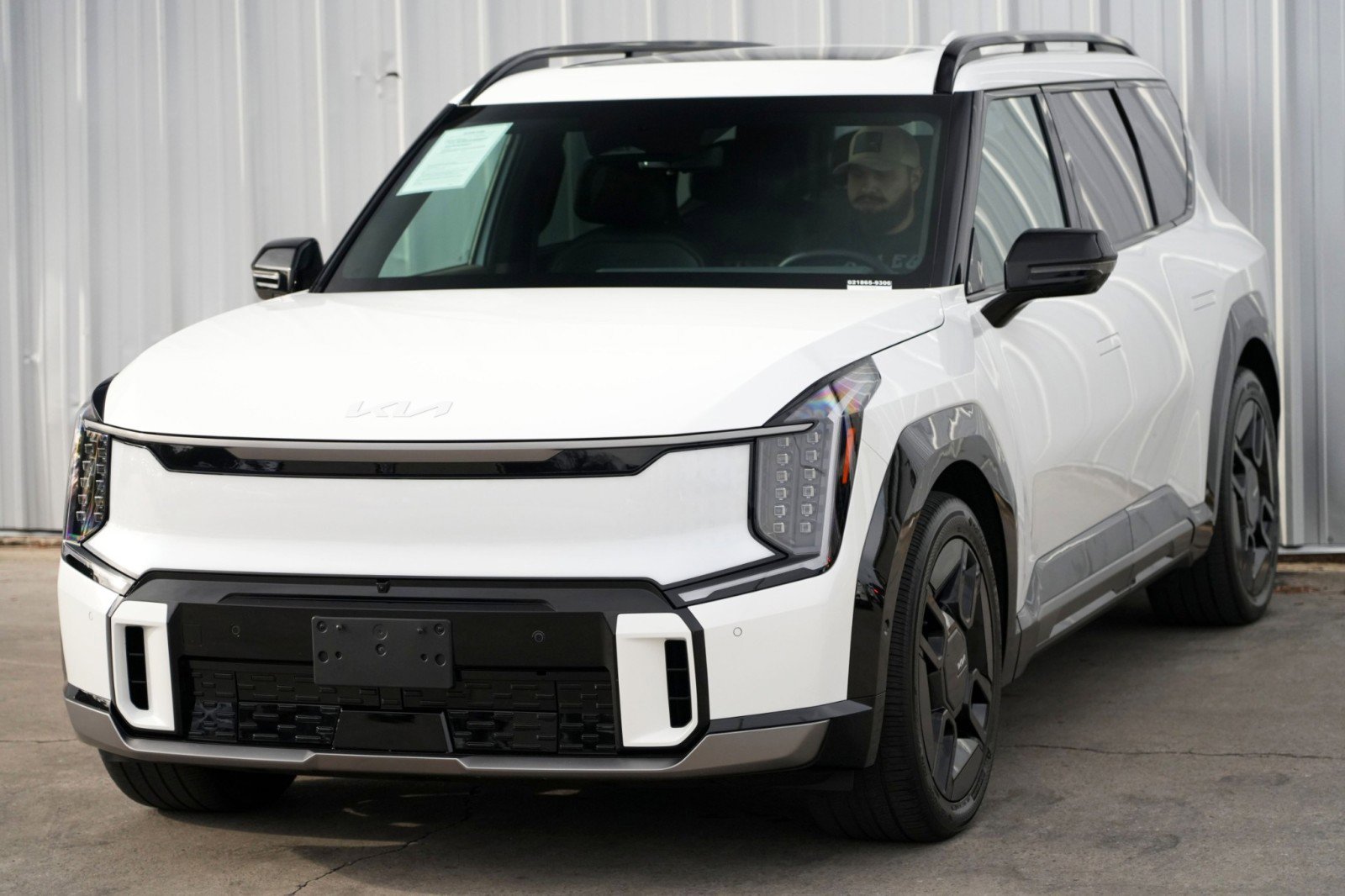 Used 2024 Kia EV9 GT-Line image 53