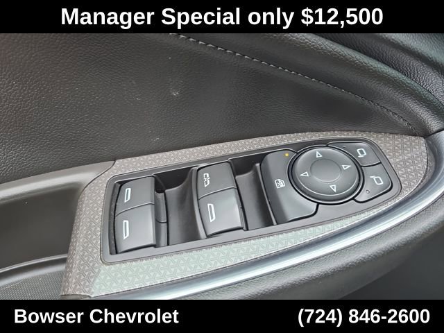 Used 2016 Chevrolet Malibu LT w/ Leather Package image 12