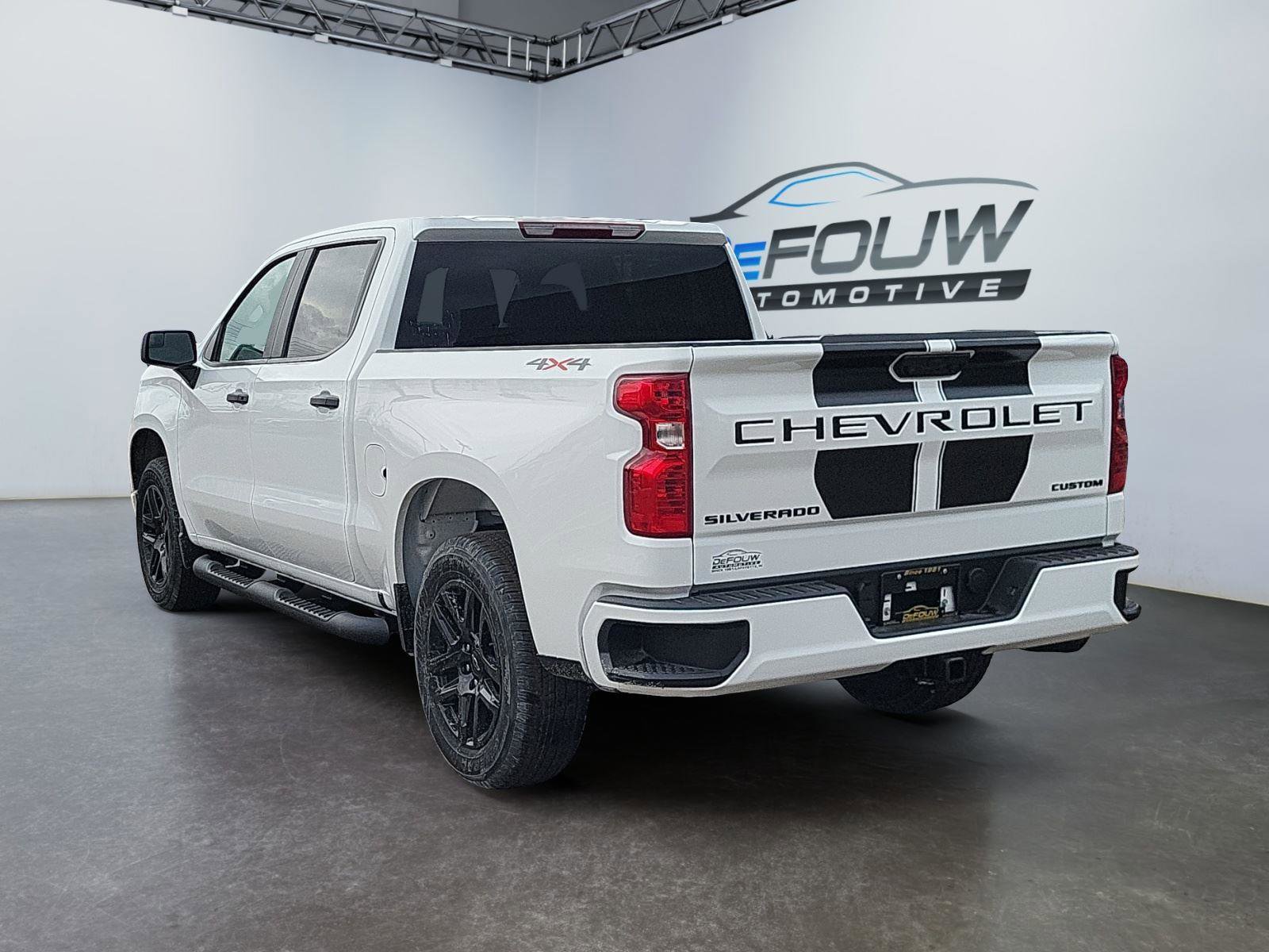 New 2026 Chevrolet Silverado 1500 Custom w/ Rally Edition image 5