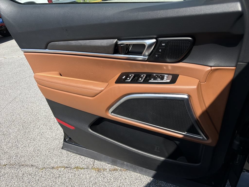 Used 2024 Kia Telluride SX Prestige X-Pro AWD/4WD image 16