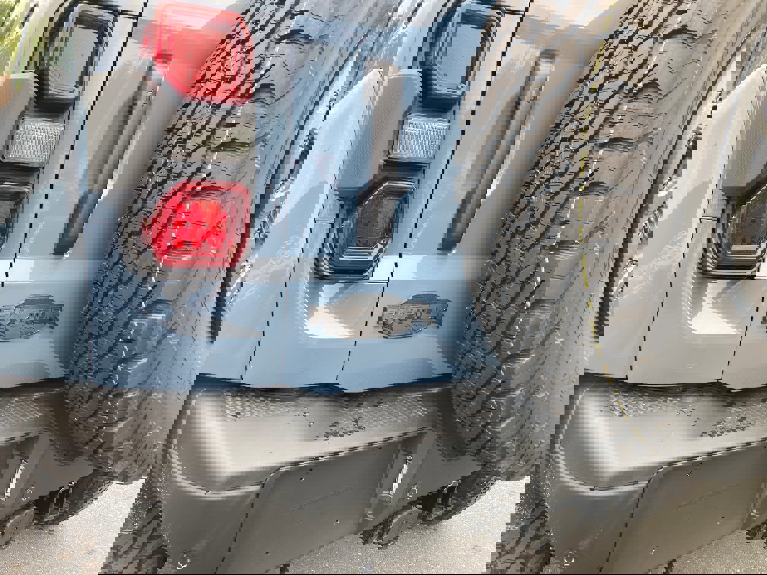 New 2025 Ford Bronco Raptor w/ Interior Carbon Fiber Pack image 13