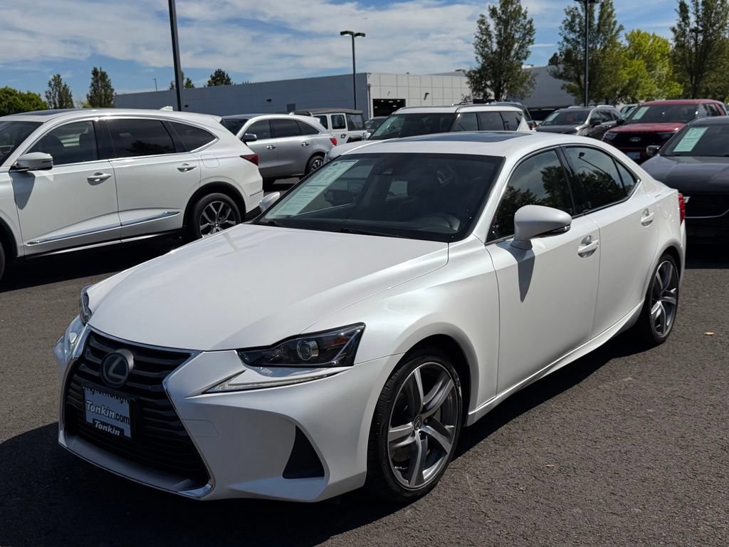 Used 2018 Lexus IS 300 AWD w/ Comfort Package image 4