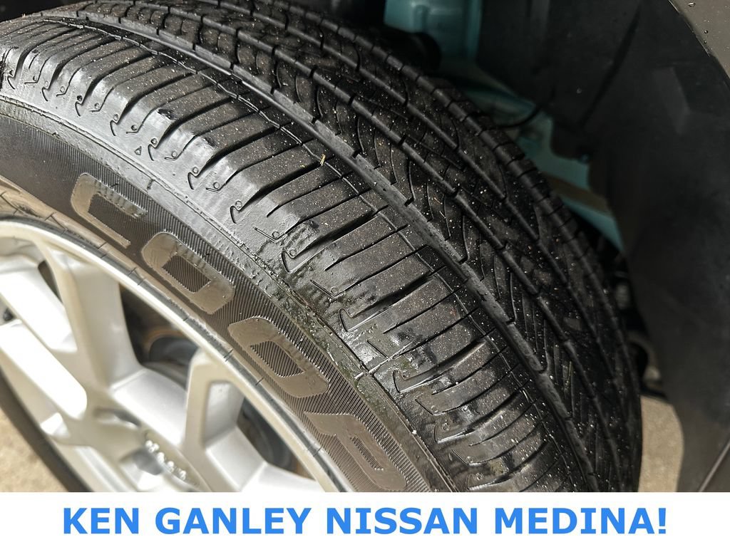 Used 2021 Jeep Renegade Latitude AWD/4WD image 19