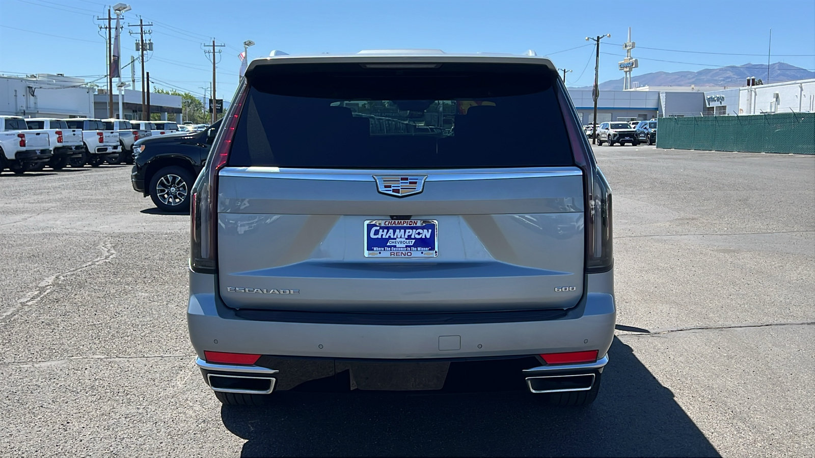 Used 2024 Cadillac Escalade ESV Premium Luxury w/ Performance Package AWD/4WD image 6