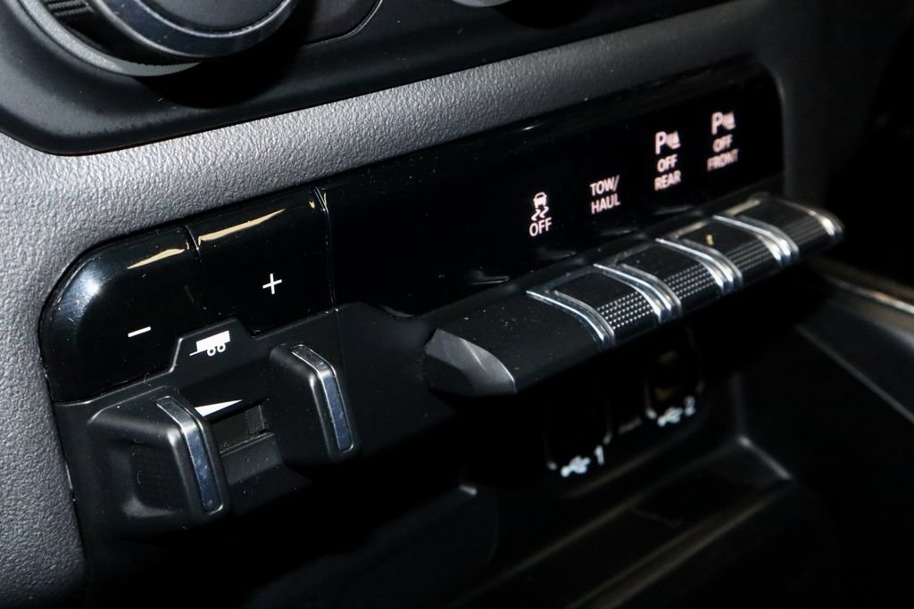 Used 2019 RAM 1500 Sport w/ Level 2 Equipment Group AWD/4WD image 32