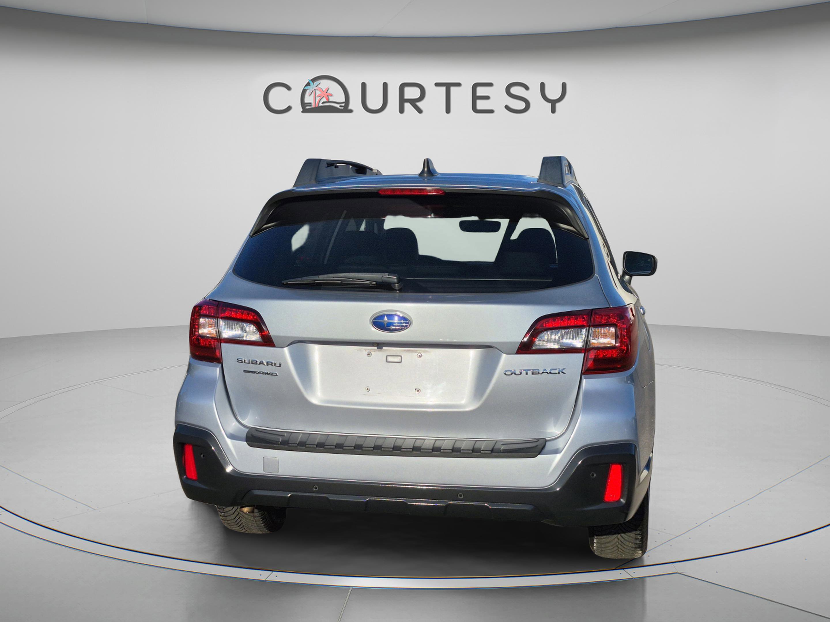 Used 2019 Subaru Outback 2.5i Limited AWD/4WD image 4