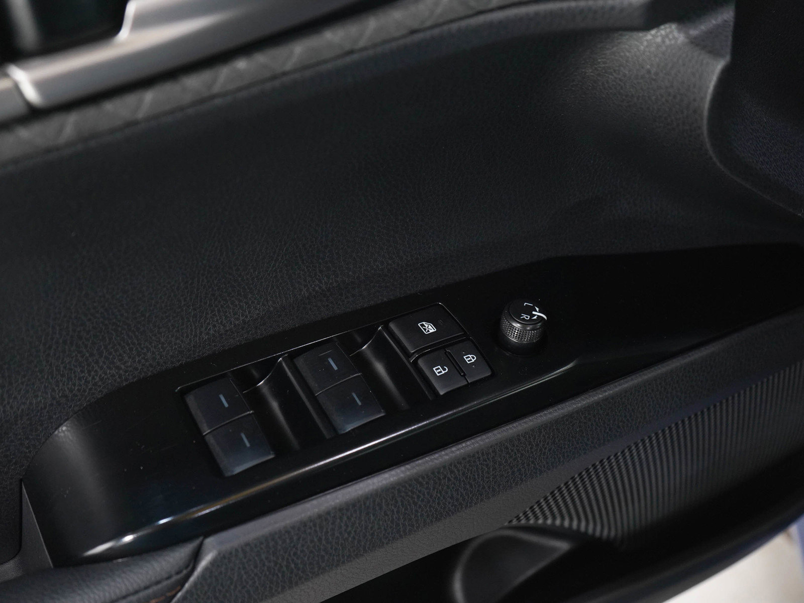 Used 2026 Toyota Camry XLE image 19