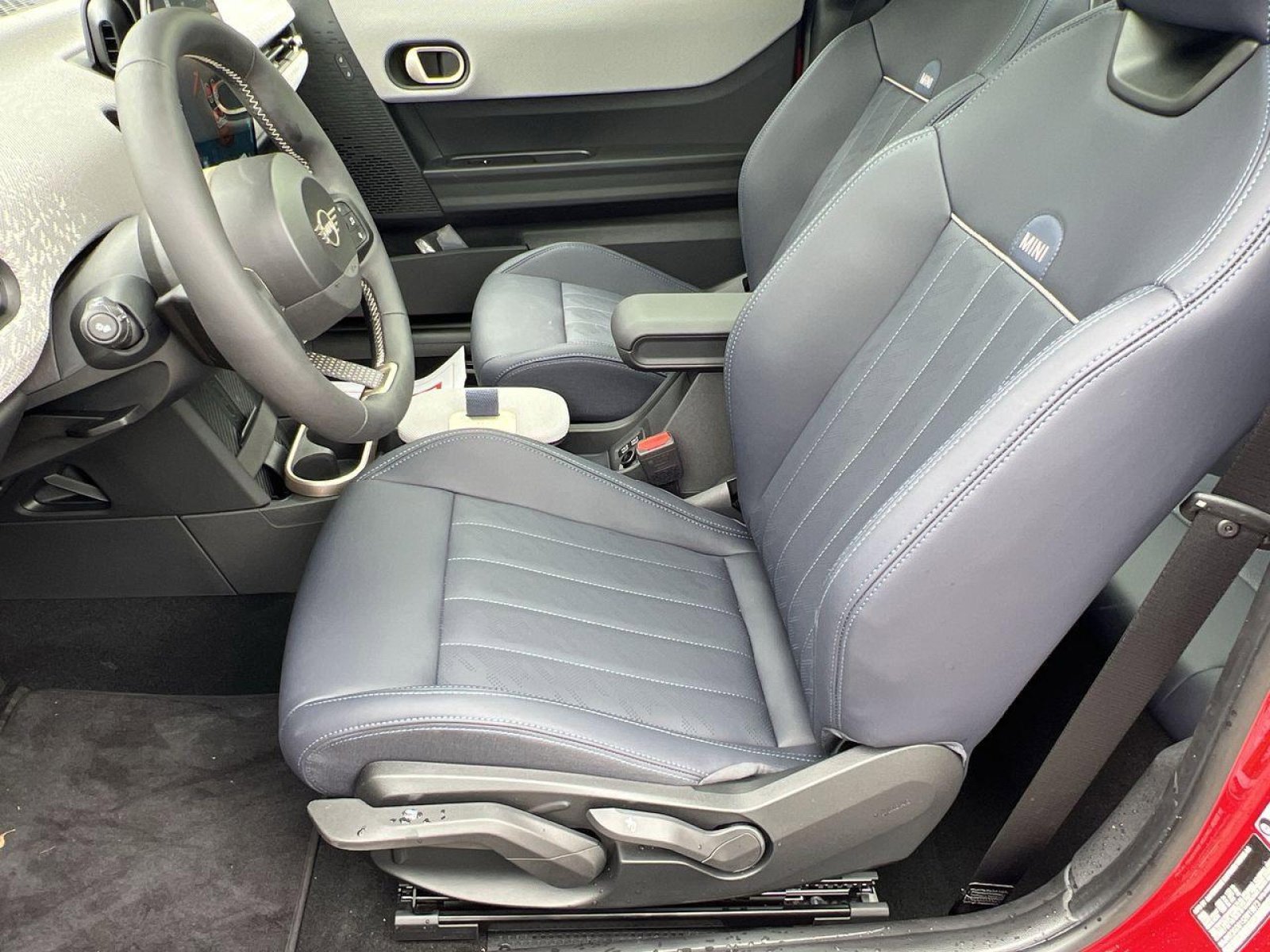 Used 2025 MINI Cooper S image 10