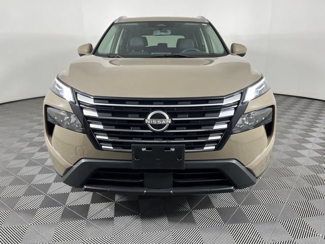 Used 2024 Nissan Rogue SV w/ SV Premium Package AWD/4WD image 5