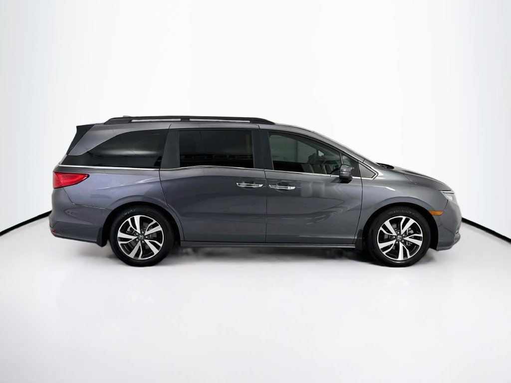 Used 2024 Honda Odyssey Touring image 4