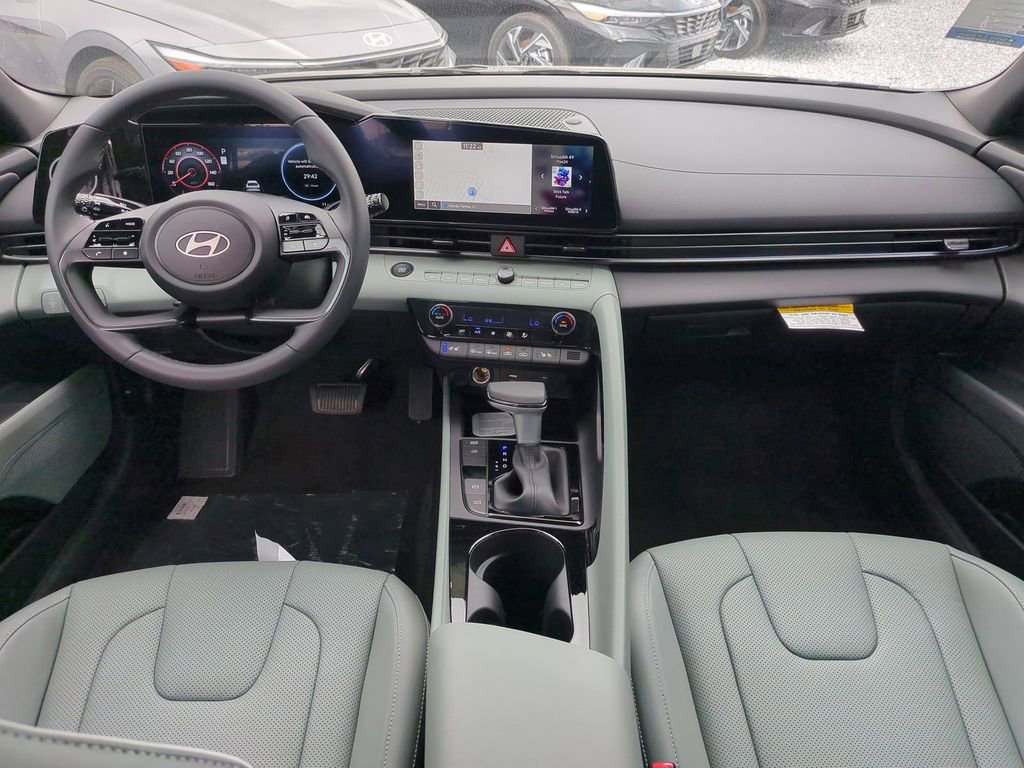 New 2026 Hyundai Elantra Limited image 16