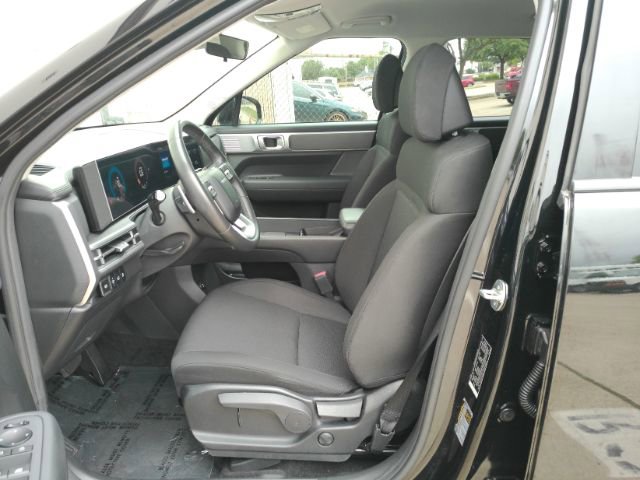 Used 2024 Hyundai Santa Fe SE FWD image 14