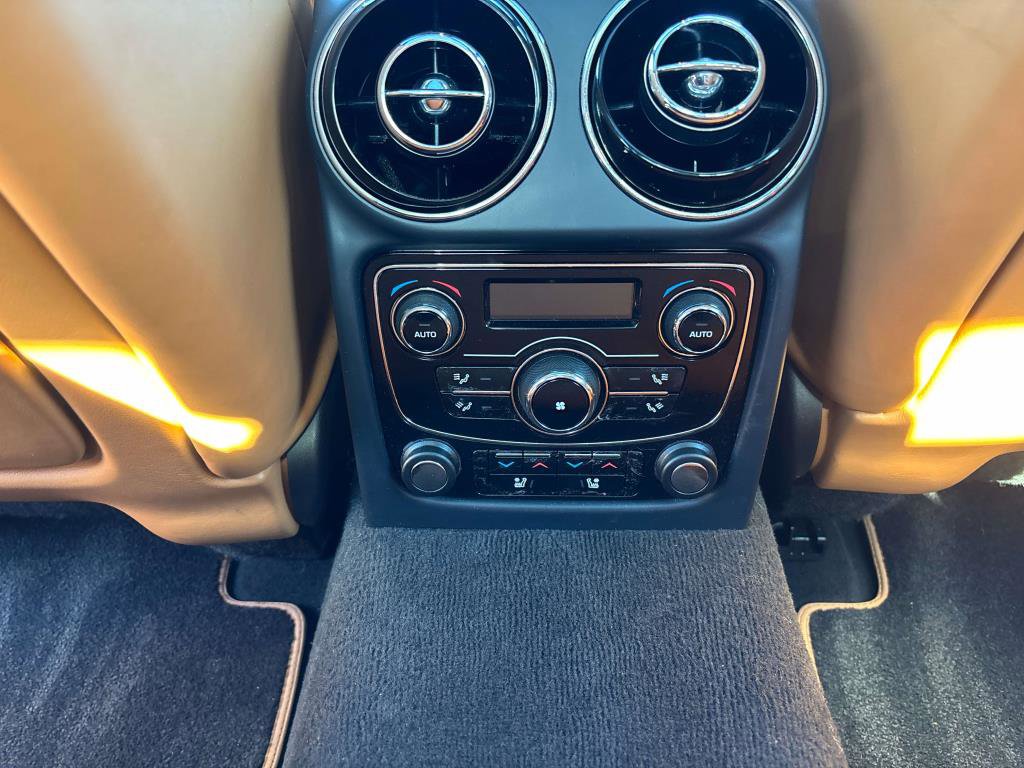 Used 2013 Jaguar XJ 4dr Sdn RWD RWD image 10