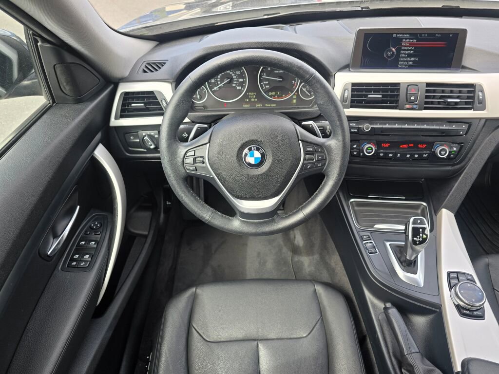 Used 2014 BMW 328i Gran Turismo xDrive AWD/4WD image 2