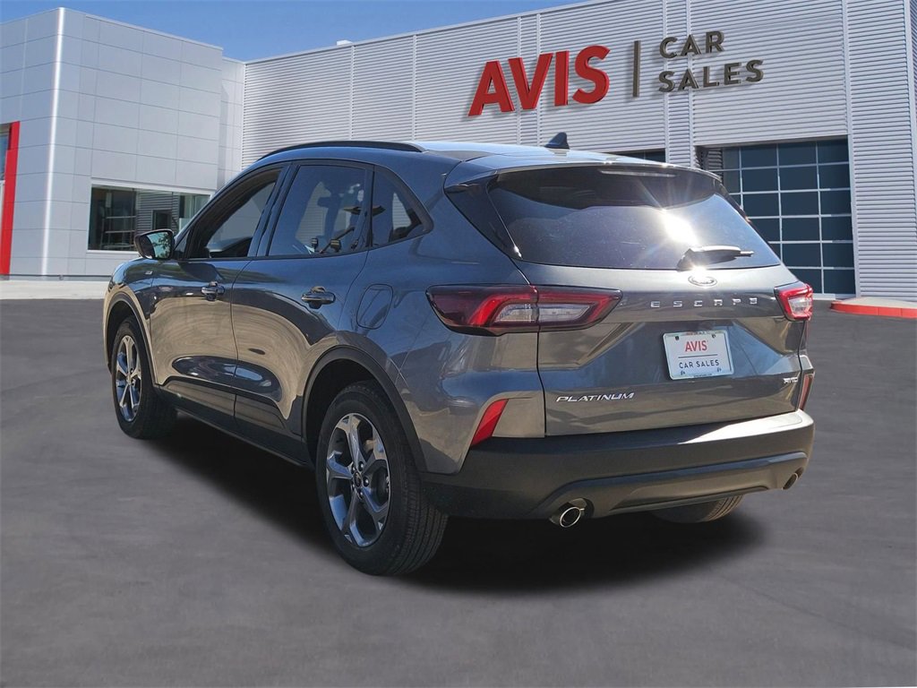 Used 2025 Ford Escape ST-Line image 3