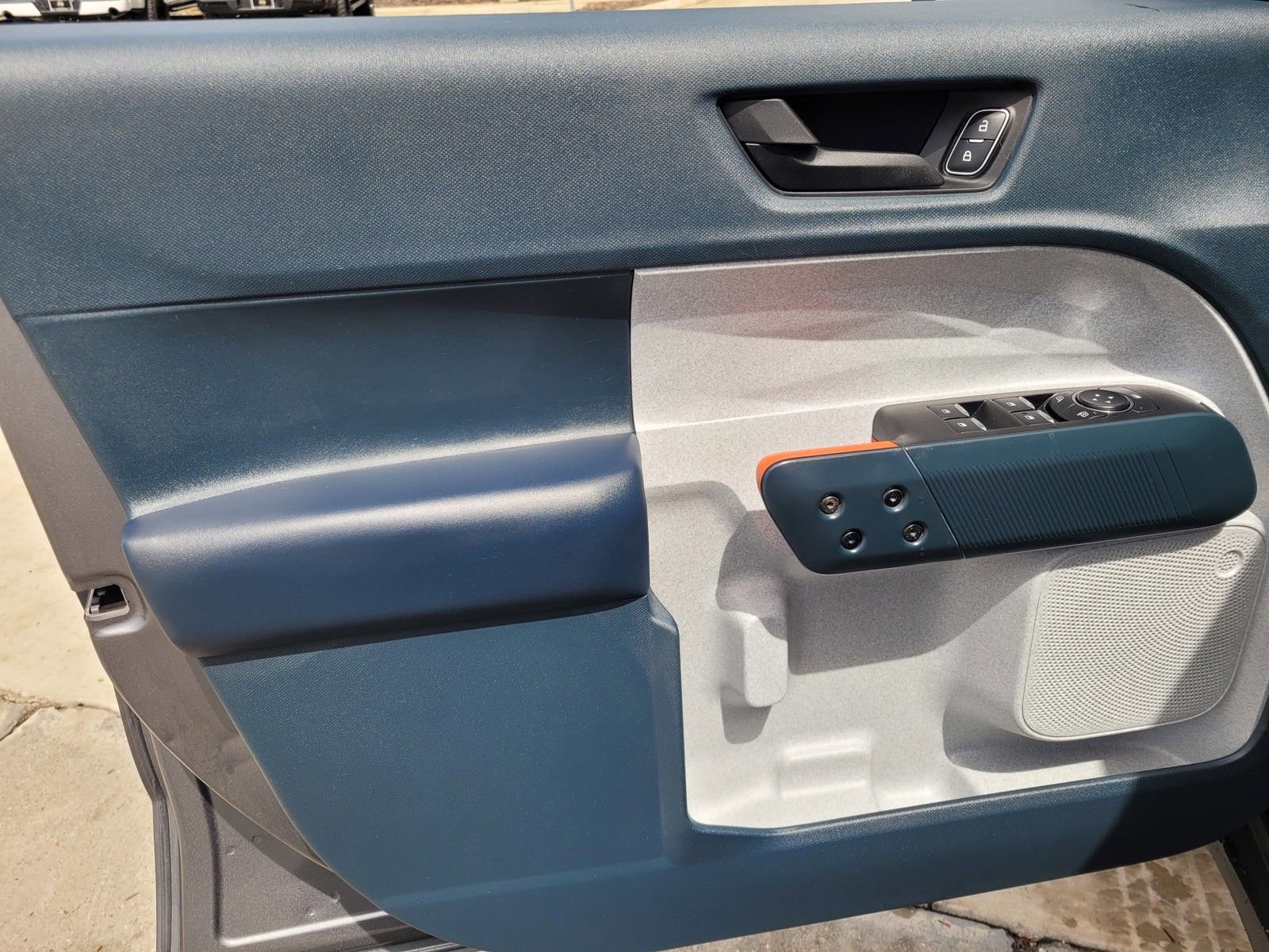 Used 2024 Ford Maverick XLT image 16