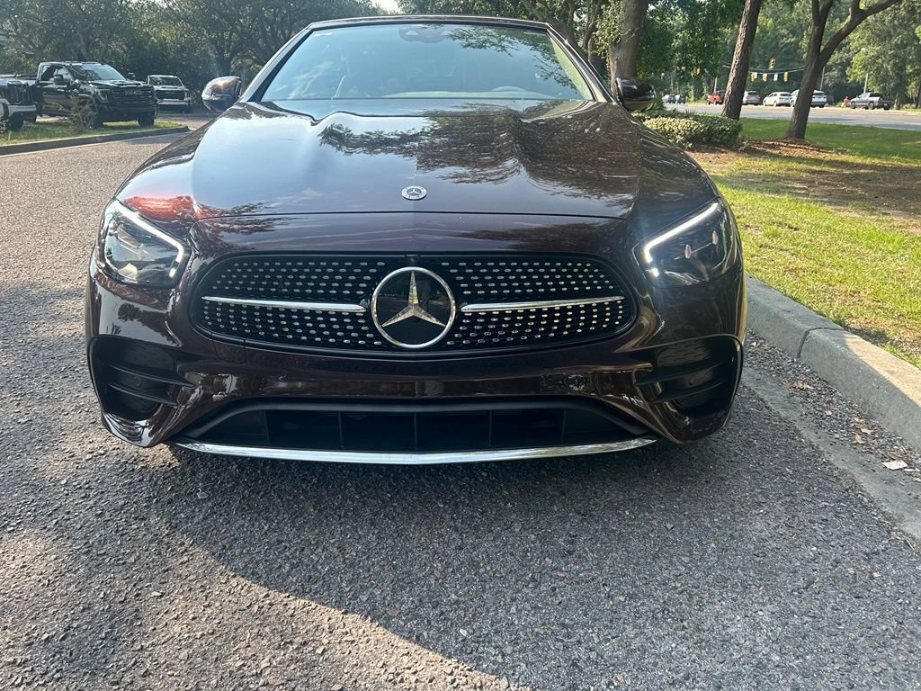 Used 2023 Mercedes-Benz E 450 Cabriolet image 4