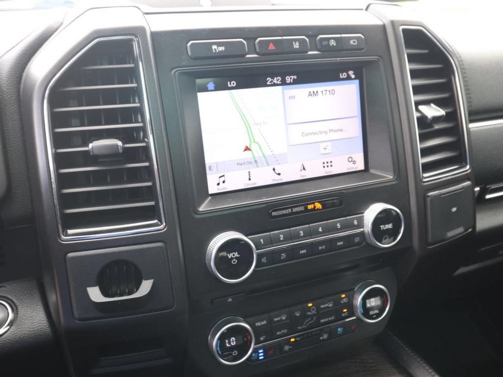 Used 2018 Ford Expedition Limited w/ Equipment Group 302A RWD image 22