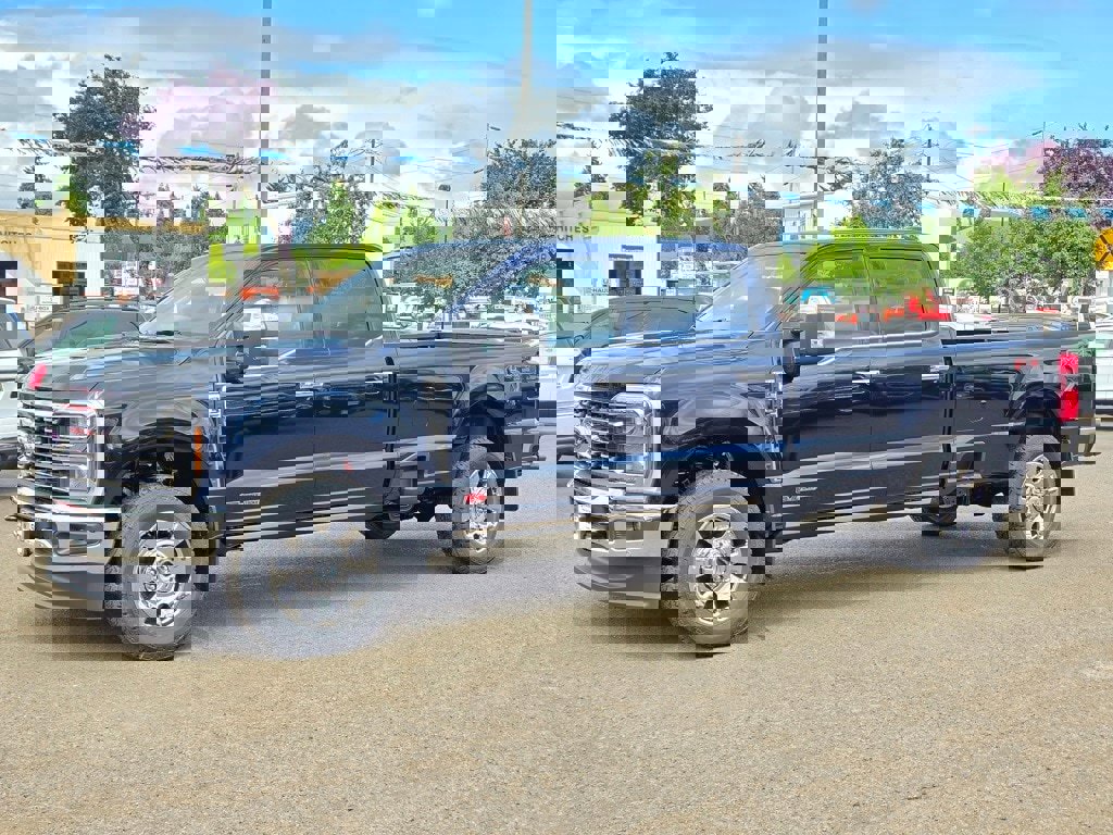 New 2025 Ford F350 King Ranch w/ Chrome Package image 38