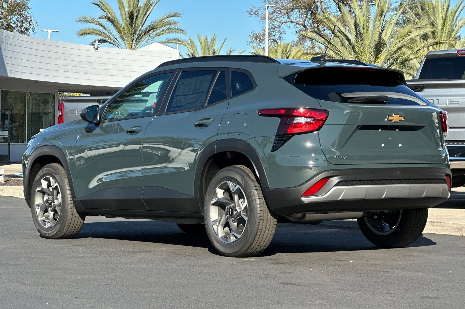 New 2026 Chevrolet Trax LT w/ Driver Confidence Package image 5