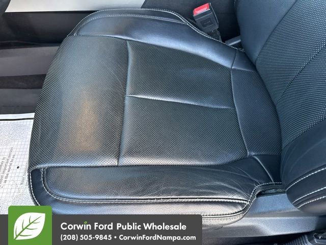 Used 2018 Ford F150 Lariat w/ Equipment Group 502A Luxury image 26