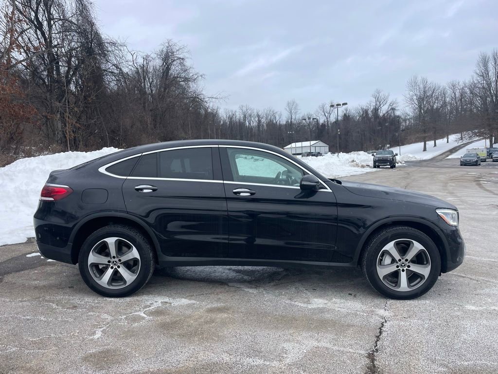 Used 2020 Mercedes-Benz GLC 300 4MATIC Coupe image 2