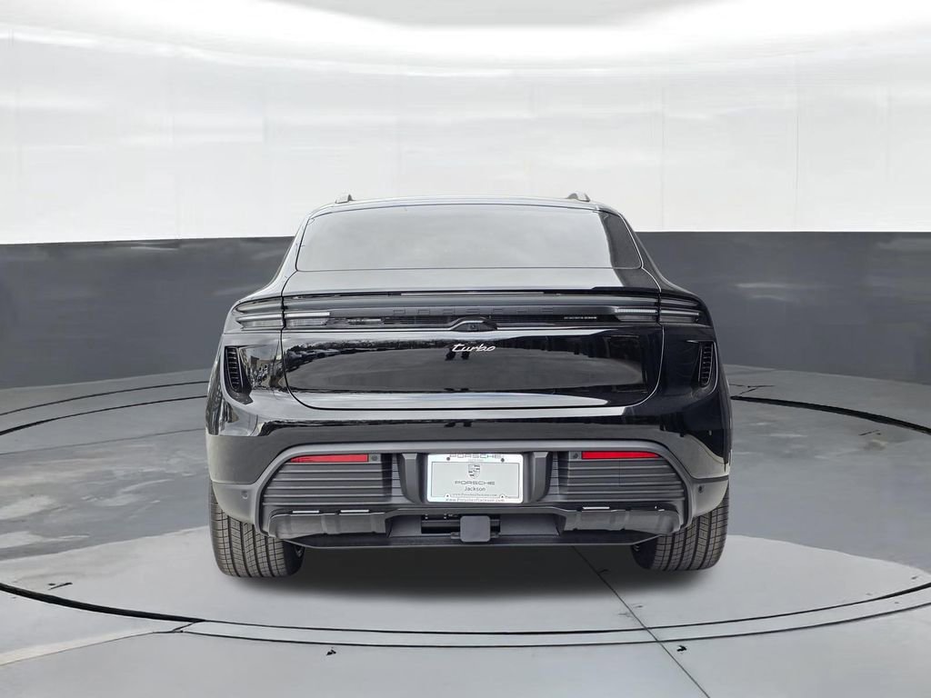New 2025 Porsche Macan Turbo Electric AWD/4WD image 10