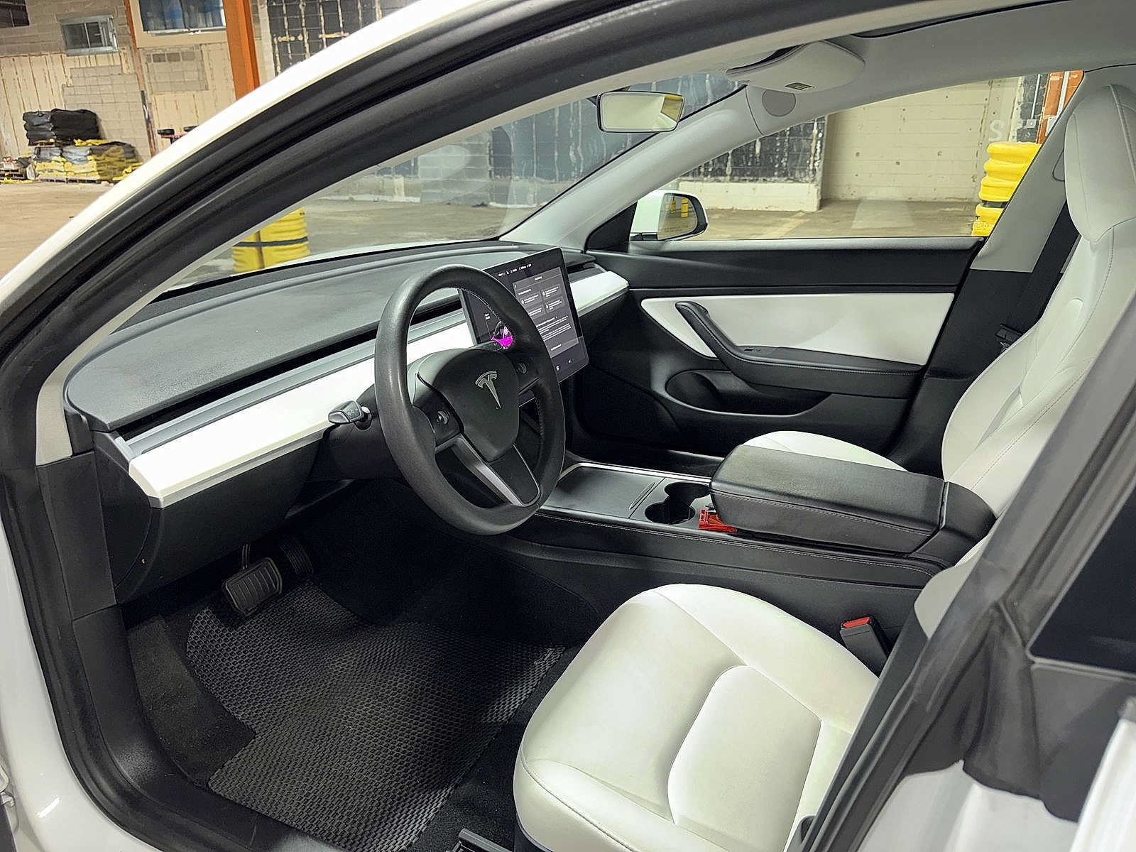 Used 2021 Tesla Model 3 Long Range AWD/4WD image 29