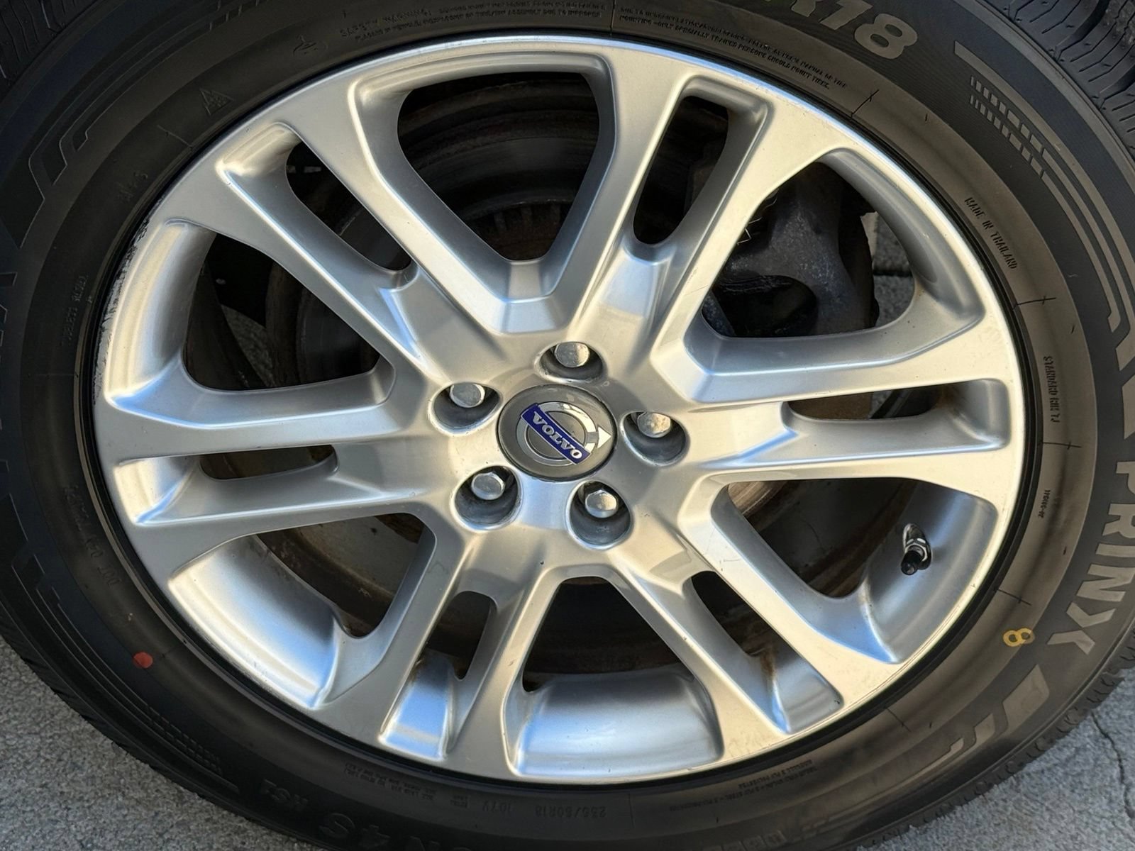 Used 2015 Volvo XC60 T5 AWD/4WD image 40