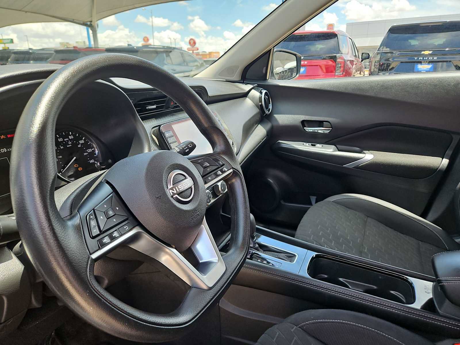 Used 2023 Nissan Kicks SV FWD image 10