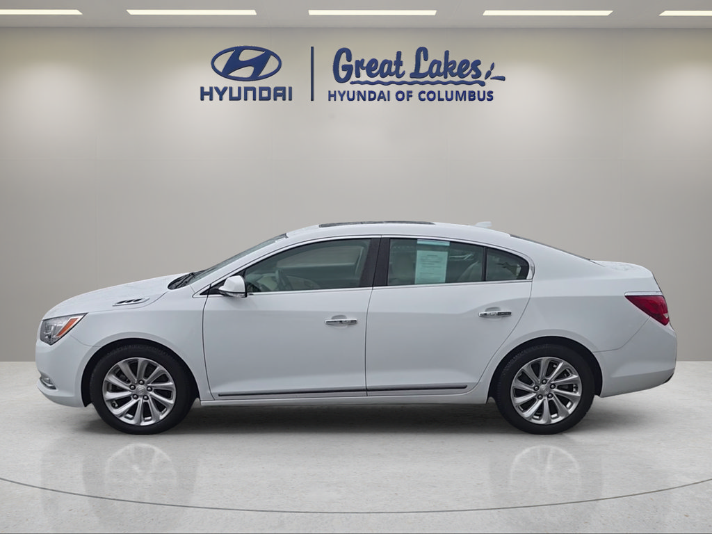 Used 2015 Buick LaCrosse Leather w/ Experience Buick Package FWD image 2