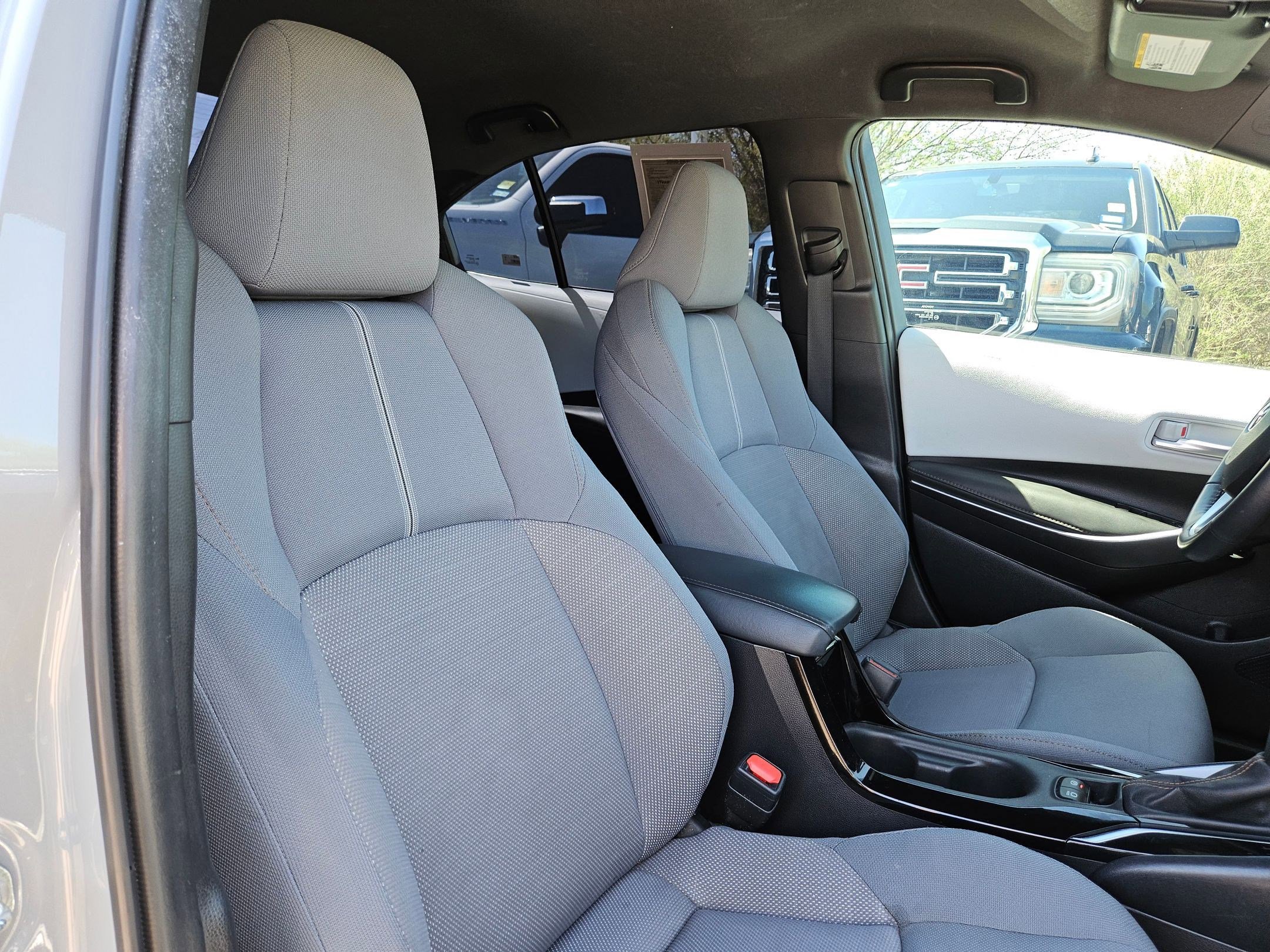 Used 2022 Toyota Corolla SE image 26