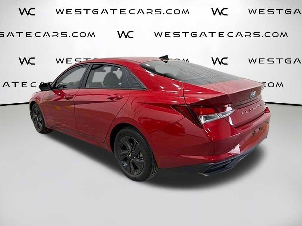 Used 2022 Hyundai Elantra SEL w/ Cargo Package image 5